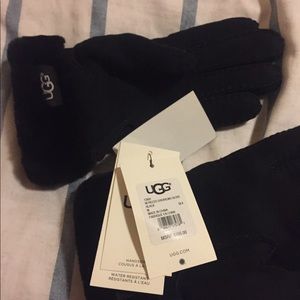 UGG Accessories - UGG shearling glove medium size UGG Accessories - UGG shearling glove medium size
